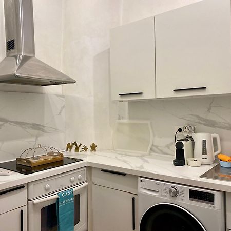 Click! Casa Lamartine Fabulous Ideal Location Walk To All!!! Каси Екстериор снимка