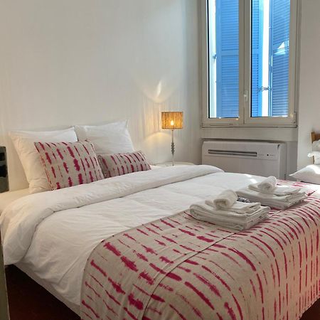 Click! Casa Lamartine Fabulous Ideal Location Walk To All!!! Каси Екстериор снимка