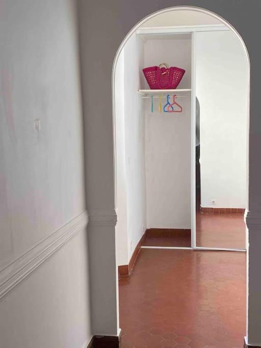 Click! Casa Lamartine Fabulous Ideal Location Walk To All!!! Каси Екстериор снимка