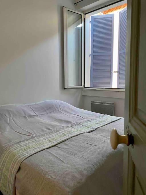 Click! Casa Lamartine Fabulous Ideal Location Walk To All!!! Каси Екстериор снимка