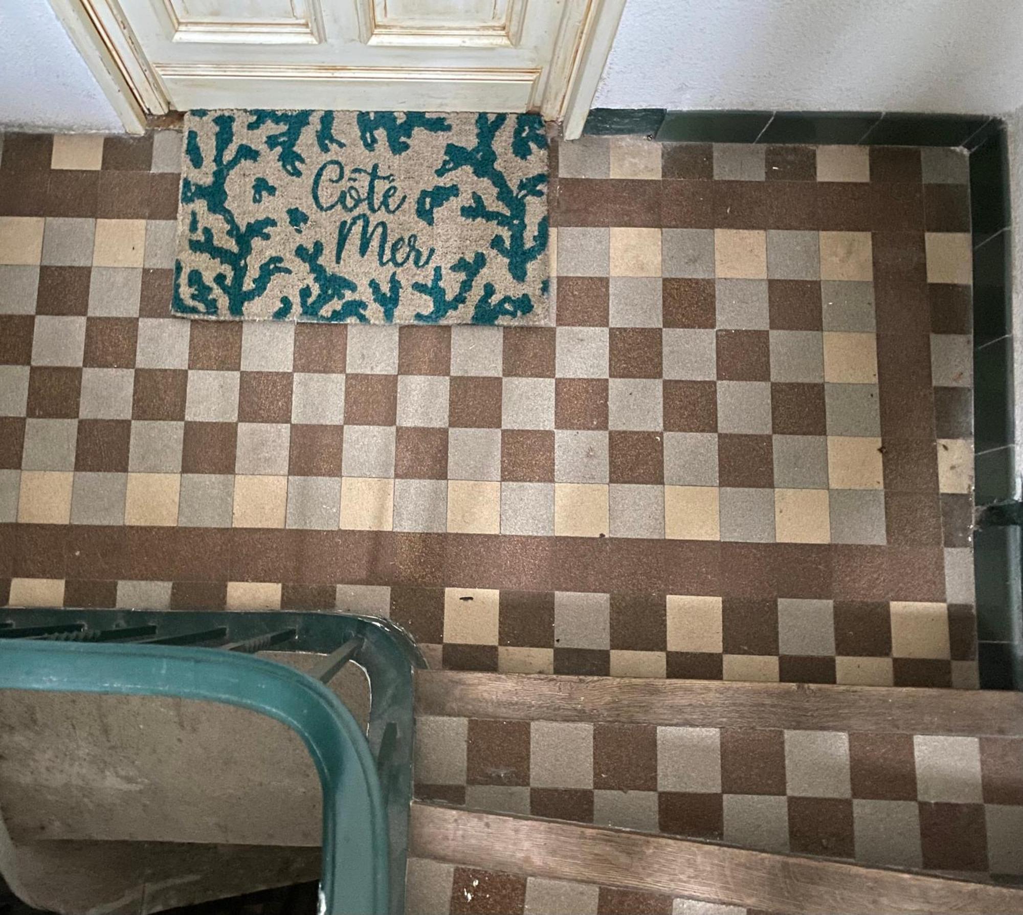 Click! Casa Lamartine Fabulous Ideal Location Walk To All!!! Каси Екстериор снимка